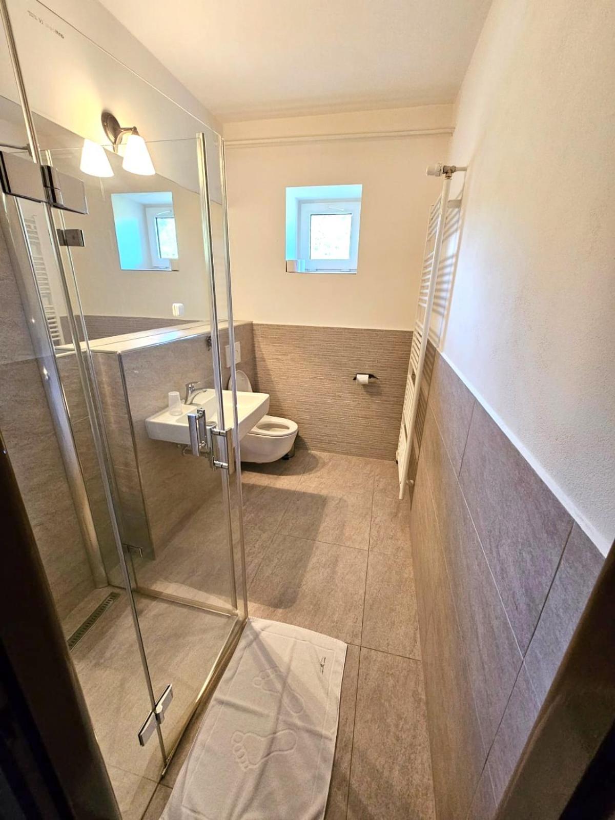 Hotel Konsel Ржички Экстерьер фото